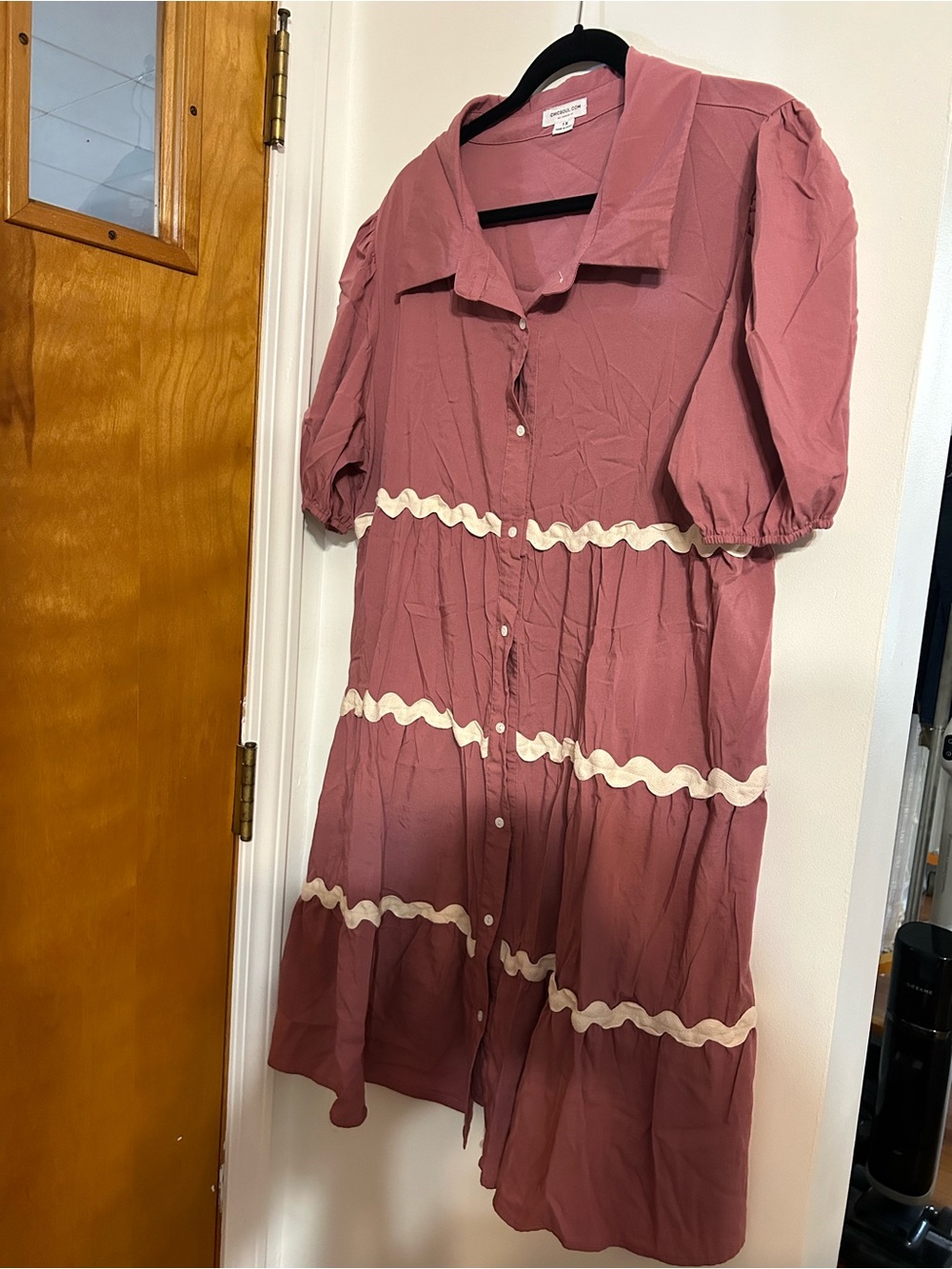 Chic Soul Mauve Button-Front Midi Dress with Cream Rickrack